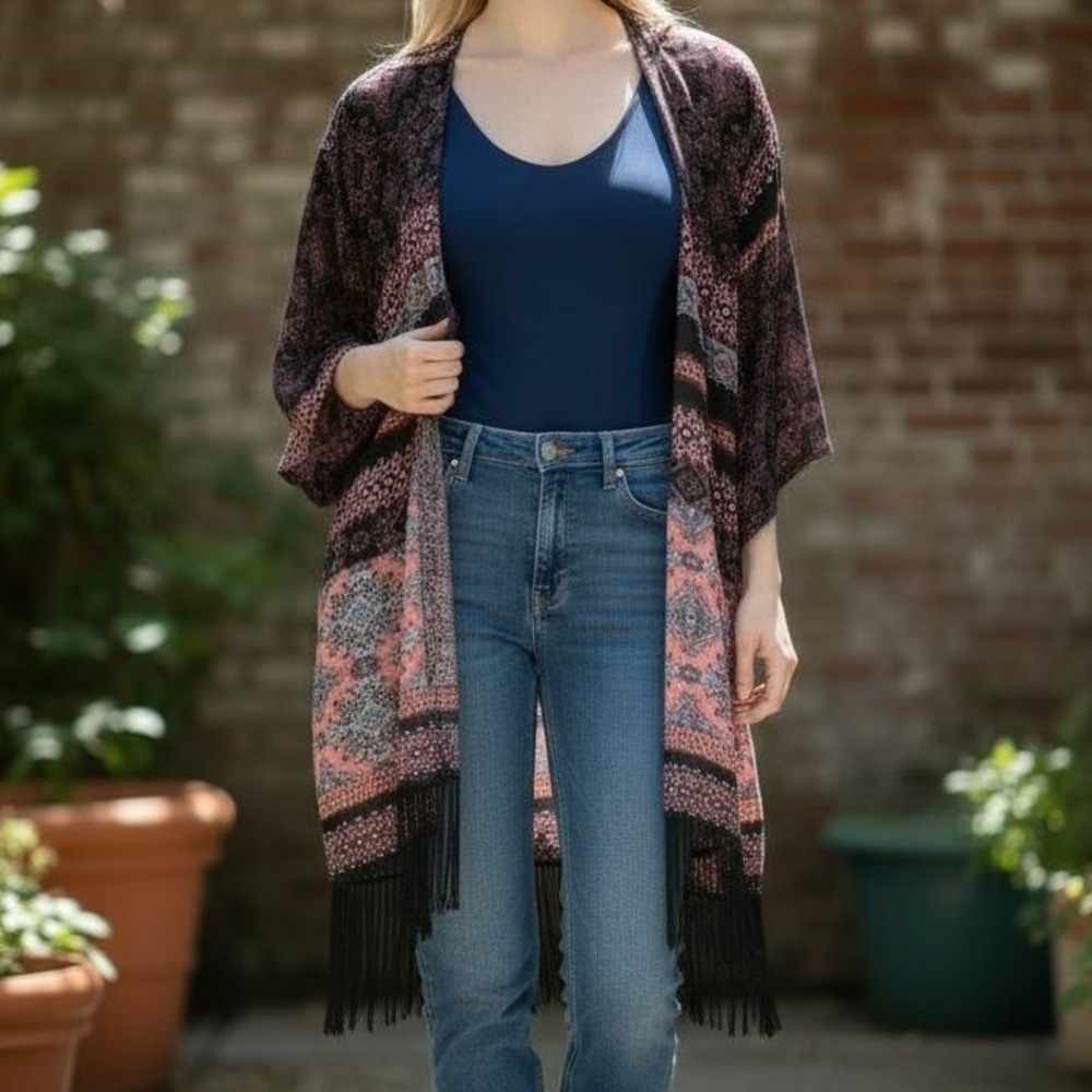 Kimono pattern cardigan light with lace back